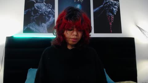 Snapshot of sabinamerchetti_ chatting on December 3, 5:09 am Sabina Merchetti online show from December 3, 5:09 am