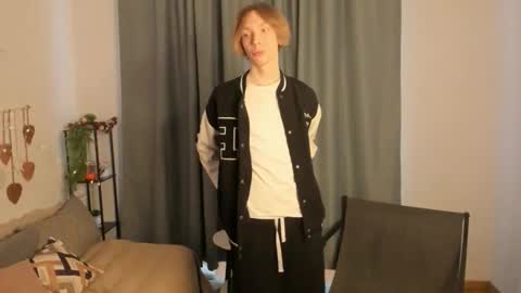 sableflux online show from March 3, 5:13 am