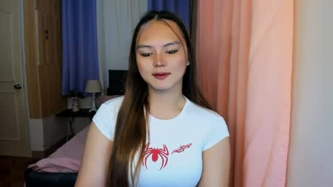 sabrina_hilson online show from April 12, 3:00 am