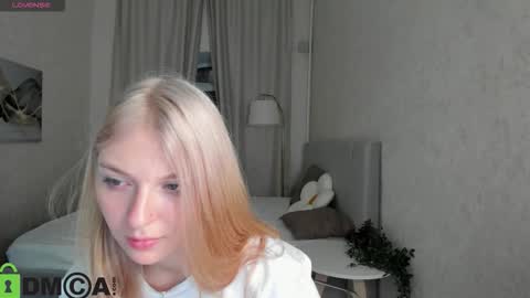 sabrina_moun online show from September 26, 11:53 pm