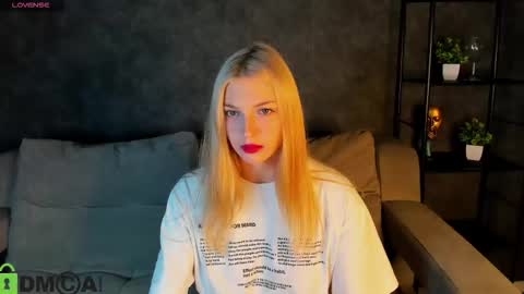 sabrina_moun online show from October 18, 9:21 am