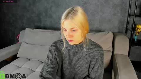 sabrina_moun online show from October 20, 9:21 am