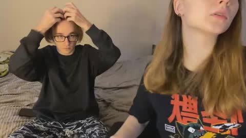 Snapshot of sabrinaanddaniel chatting on November 16, 10:21 am SabrinaDaniel online show from November 16, 10:21 am