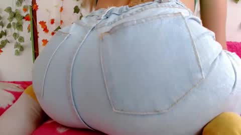 Snapshot of sabrinaexpositoxx chatting on November 4, 5:12 pm SABRI online show from November 4, 5:12 pm