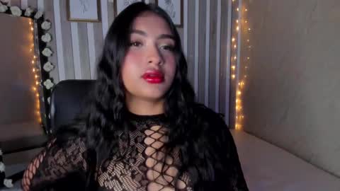 mariana  online show from February 25, 9:13 pm