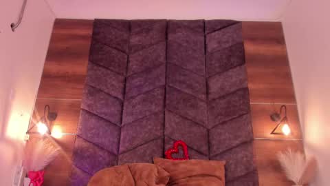 S A B R I N A  online show from February 16, 5:59 pm