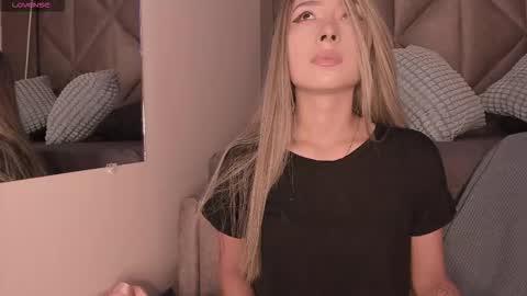 S A B R I N A  online show from September 15, 11:43 am