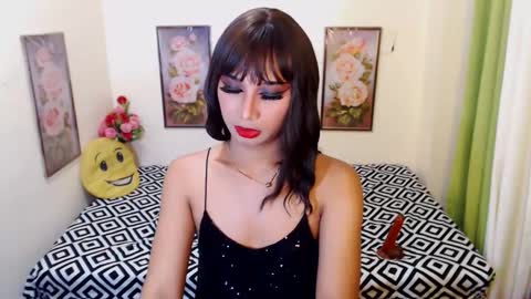 Snapshot of sabrinauniversalcockts chatting on December 5, 10:12 pm sabrina online show from December 5, 10:12 pm