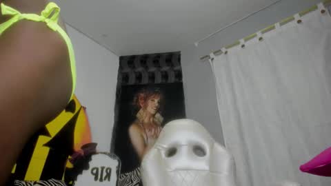 sabrinaxxx11 online show from October 21, 12:06 pm