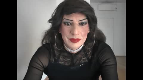 Sabrina online show from December 1, 9:47 am