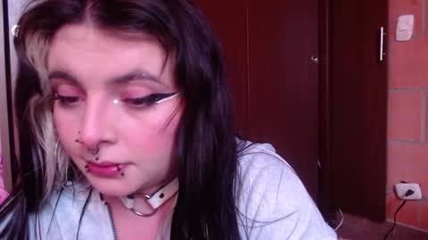 Ig  online show from February 26, 7:35 pm