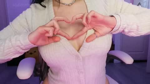 Snapshot of sadierenee96 chatting on October 16, 5:41 am Sadie Renee  online show from October 16, 5:41 am