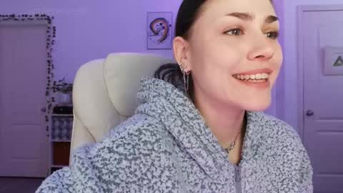 Snapshot of sadierenee96 chatting on October 17, 9:50 pm Sadie Renee  online show from October 17, 9:50 pm