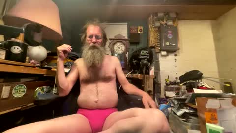 Snapshot of safety_fist chatting on February 1, 6:32 am safety_fist online show from February 1, 6:32 am