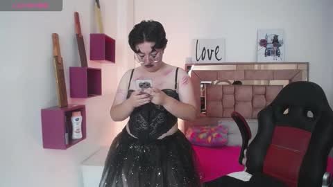 Snapshot of safyka chatting on October 31, 5:25 pm SAFYKA online show from October 31, 5:25 pm