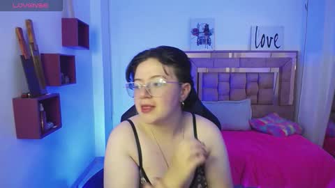 Snapshot of safyka chatting on November 29, 2:25 am SAFYKA online show from November 29, 2:25 am