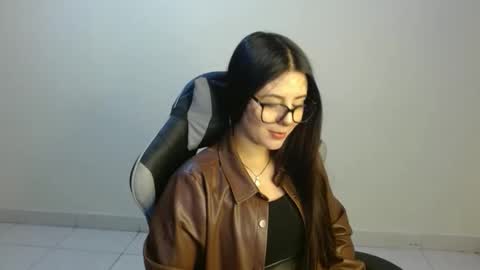 Snapshot of sahaliefox_ chatting on October 31, 9:16 pm Sahaliefox online show from October 31, 9:16 pm