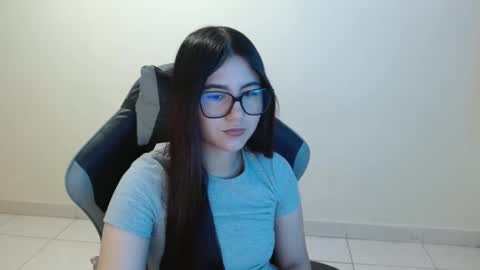 Snapshot of sahaliefox_ chatting on November 11, 4:07 pm Sahaliefox online show from November 11, 4:07 pm