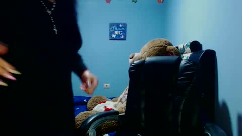 Karina online show from April 8, 2:11 am