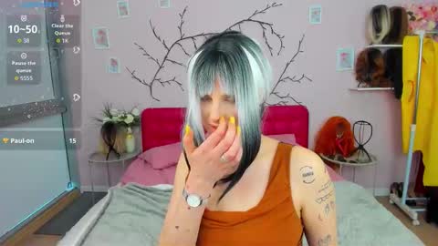 Adel online show from February 8, 1:25 pm