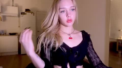 Sofia online show from December 14, 11:09 pm