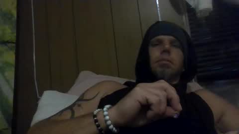 Snapshot of saintchriss chatting on October 23, 3:11 pm saintchriss online show from October 23, 3:11 pm