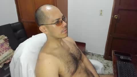 Snapshot of saintedy01 chatting on December 17, 1:38 pm saintedy01 online show from December 17, 1:38 pm