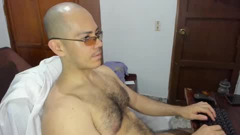 Snapshot of saintedy01 chatting on February 18, 1:00 pm saintedy01 online show from February 18, 1:00 pm