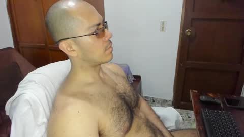 Snapshot of saintedy01 chatting on February 19, 12:22 pm saintedy01 online show from February 19, 12:22 pm