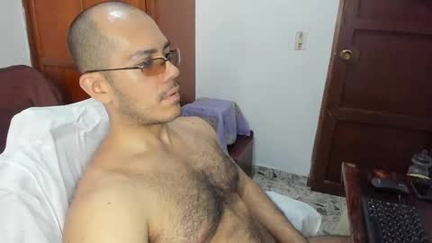 Snapshot of saintedy01 chatting on March 1, 5:27 pm saintedy01 online show from March 1, 5:27 pm