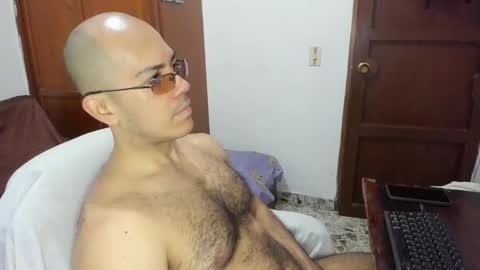 Snapshot of saintedy01 chatting on October 27, 12:20 pm saintedy01 online show from October 27, 12:20 pm