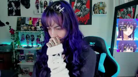 Snapshot of sakaexxx chatting on November 29, 12:41 pm online show from November 29, 12:41 pm