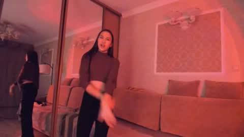 Jade online show from October 10, 5:23 pm