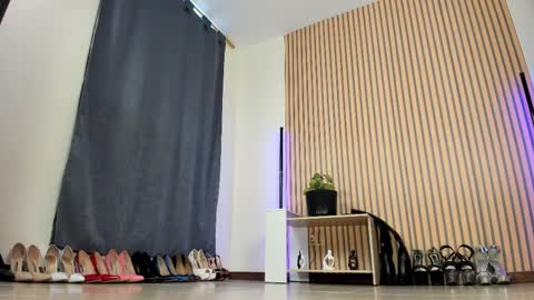 Sali G  online show from March 9, 1:04 pm