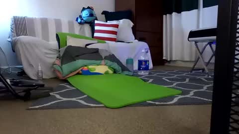 salis1981 online show from February 15, 2:58 am