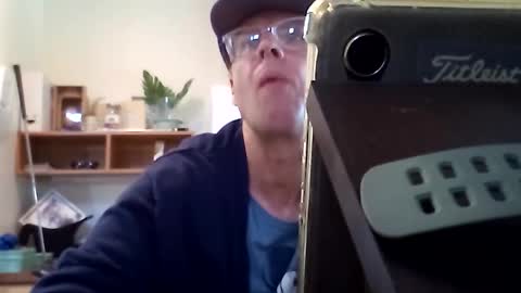 Snapshot of salis1981 chatting on November 2, 9:17 pm salis1981 online show from November 2, 9:17 pm