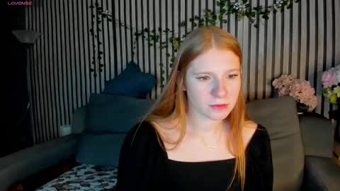 Snapshot of sally_ange1 chatting on January 18, 9:24 am Sally online show from January 18, 9:24 am