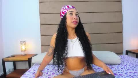 Snapshot of sally_rosses chatting on February 22, 11:46 am sally rosses online show from February 22, 11:46 am