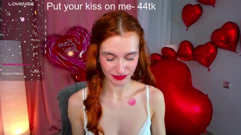 Snapshot of sallybiscuit chatting on February 14, 1:29 pm Sally online show from February 14, 1:29 pm