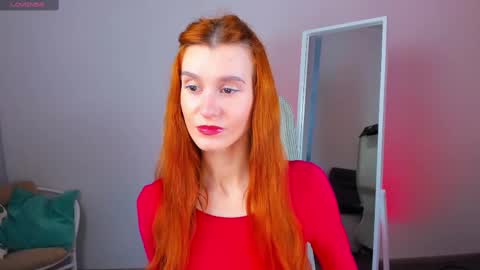 Snapshot of sallybiscuit chatting on February 26, 10:26 am Sally online show from February 26, 10:26 am