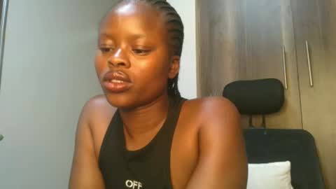 sallysasha254 online show from December 12, 8:21 pm