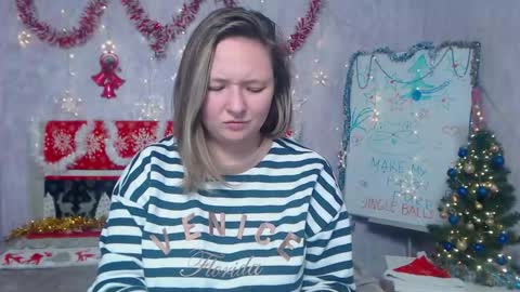 Sally online show from December 5, 9:00 pm