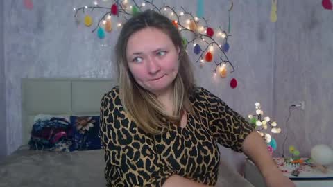 Sally online show from April 4, 5:21 pm