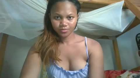 Snapshot of sallywett chatting on November 30, 2:10 pm SallyWett online show from November 30, 2:10 pm