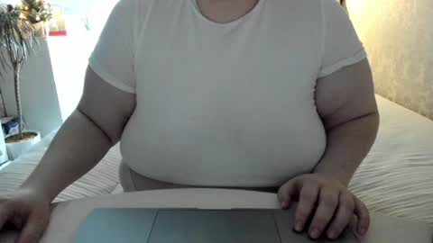 Snapshot of salma_queen chatting on January 15, 11:40 pm SalmaRoth online show from January 15, 11:40 pm