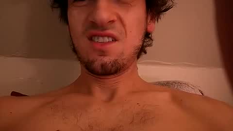 Snapshot of salmonman1305 chatting on January 3, 11:03 am salmonman1305 online show from January 3, 11:03 am