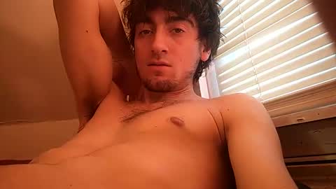 Snapshot of salmonman1305 chatting on January 4, 8:37 pm salmonman1305 online show from January 4, 8:37 pm