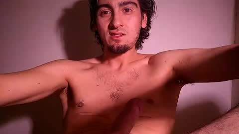 Snapshot of salmonman1305 chatting on February 28, 12:21 am salmonman1305 online show from February 28, 12:21 am