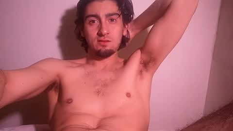 Snapshot of salmonman1305 chatting on February 28, 3:59 am salmonman1305 online show from February 28, 3:59 am