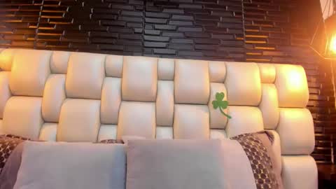 salome online show from March 30, 2:18 pm